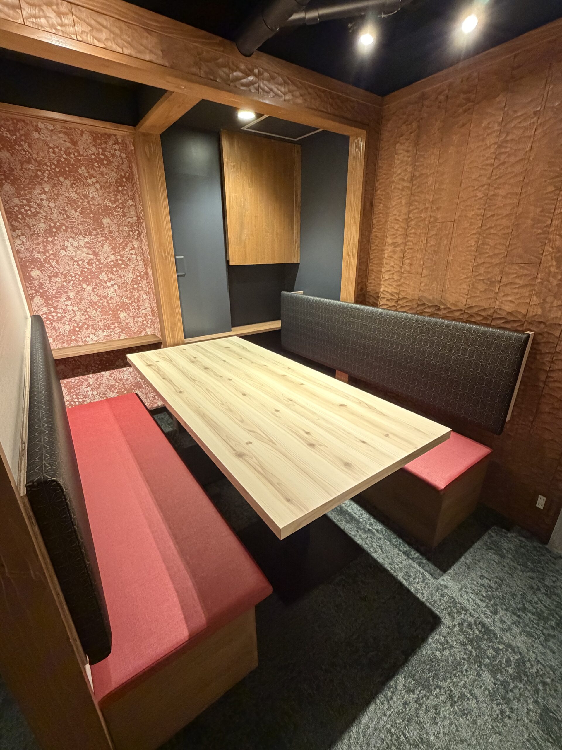 鮨割烹　山なか