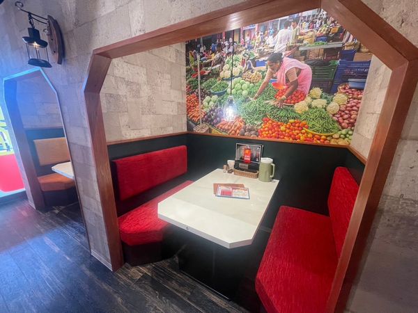 本格インド料理 MINA イオンタウン黒崎店